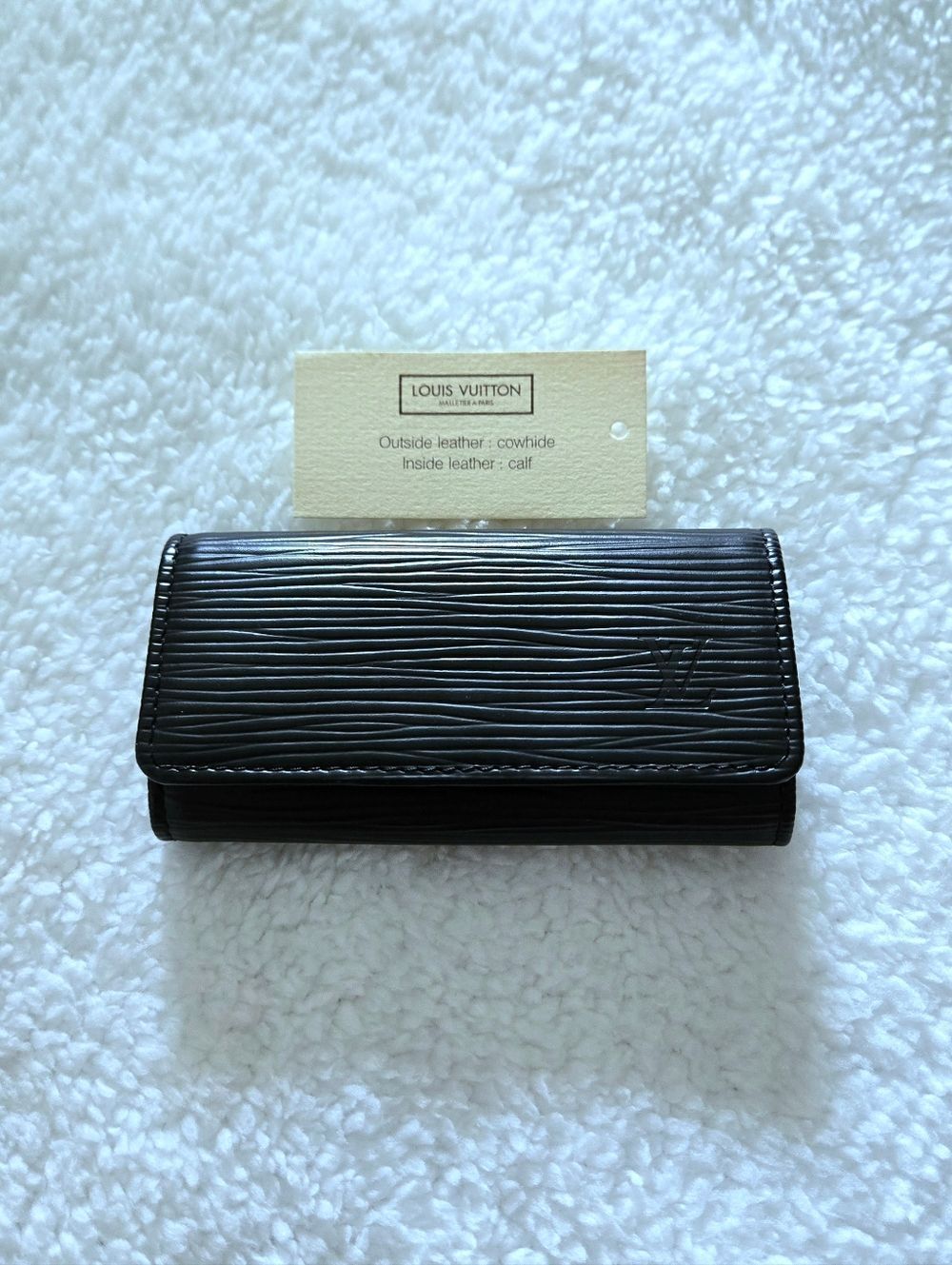 Louis Vuitton Black🖤 Epi Four4️⃣ Key🔑 Holder - Like New